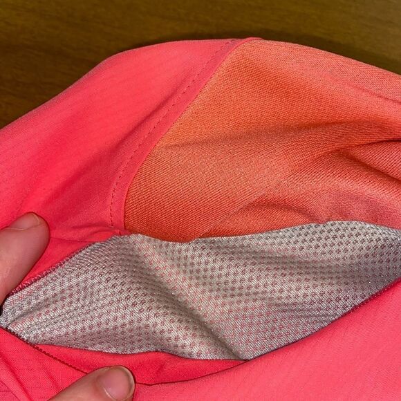 Patagonia long sleeve button up top - Picture 4 of 7